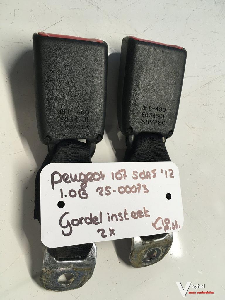 Peugeot 107  1.0 B    5drs 2009-2012   2500072 /73  Gordel S, Gebruikt, -, -, Ophalen of Verzenden