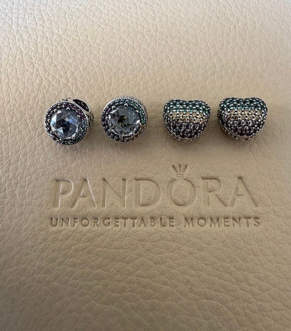 Pandore, Neuf, Enlèvement ou Envoi, Pandora, 4 bracelets à breloques ou plus