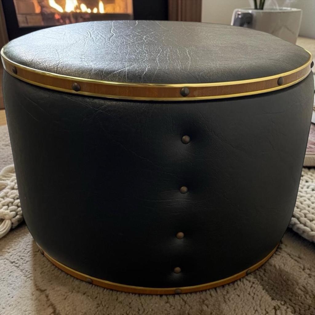 pouf et repose-pieds vintage en cuir noir, Envoi, Utilisé