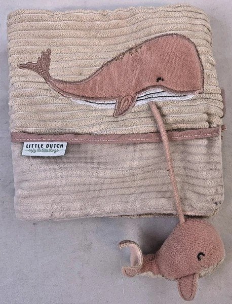 Little Dutch pluche Activiteitenboek Oceaan Roze Walvis boek, Little Dutch, Overige typen, Zo goed als nieuw, Roze