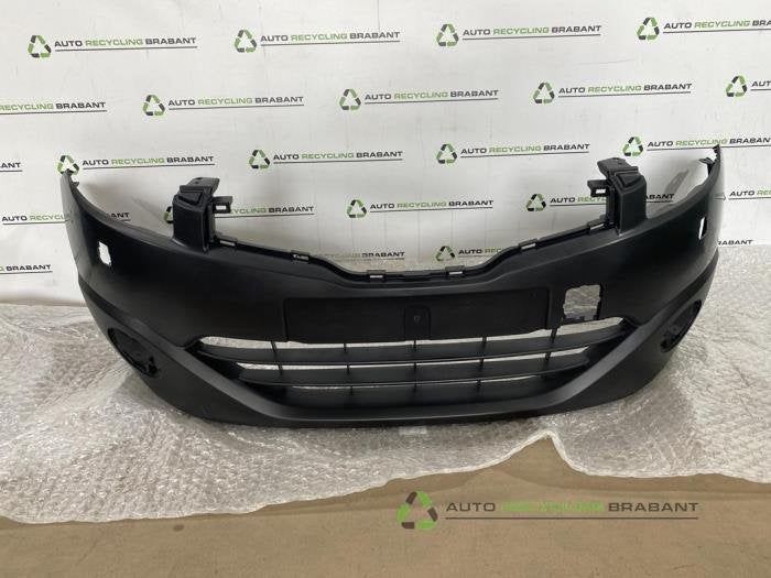 Pare-chocs avant d'un Nissan Qashqai, -, 3 mois de garantie, Utilisé, -