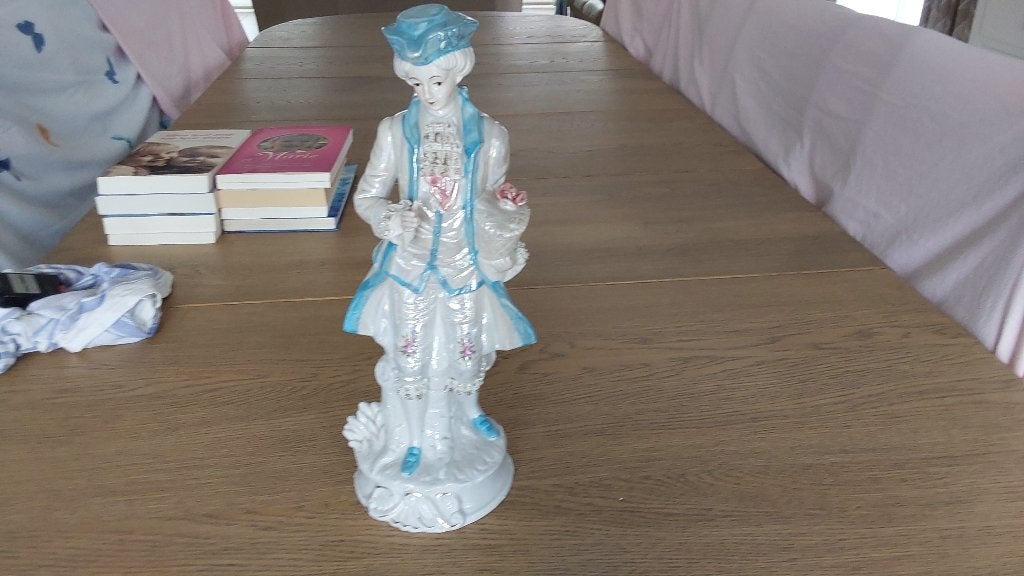 Porselein beeld, Antiek en Kunst, Ophalen
