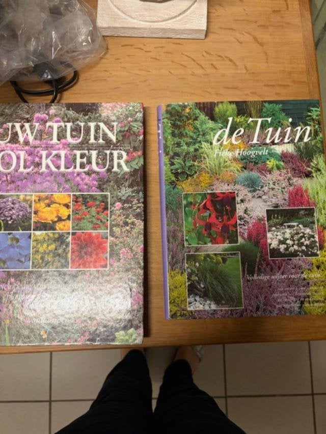 2 boeken tuin als nieuw 2 stuks voor 5 euro, Boeken, Hobby en Vrije tijd, Ophalen, Zo goed als nieuw, Overige onderwerpen