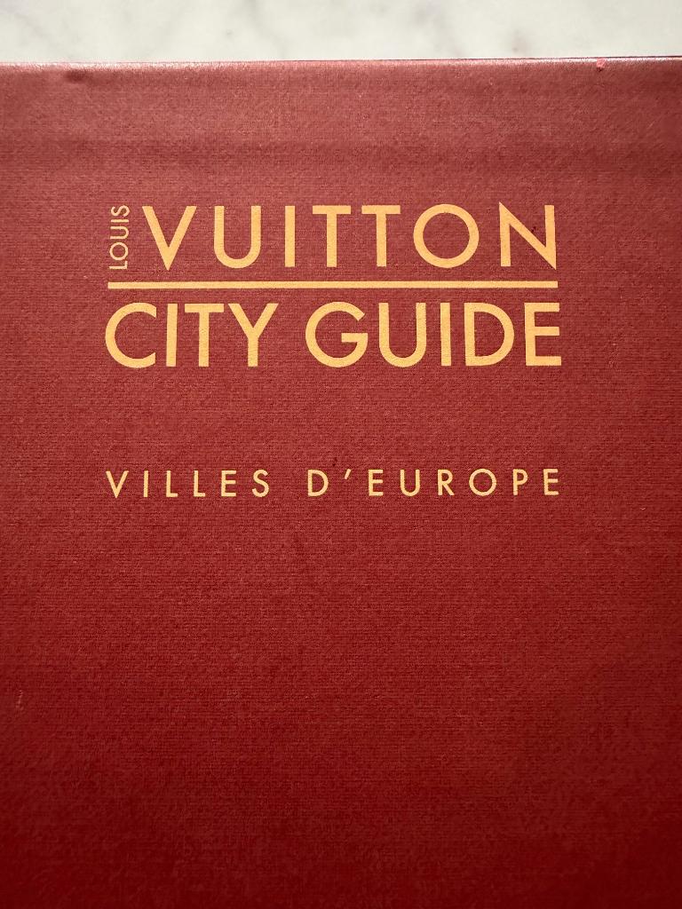 Louis Vuitton vintage Europe City Guide, Boeken, Ophalen, Zo goed als nieuw, Overige merken