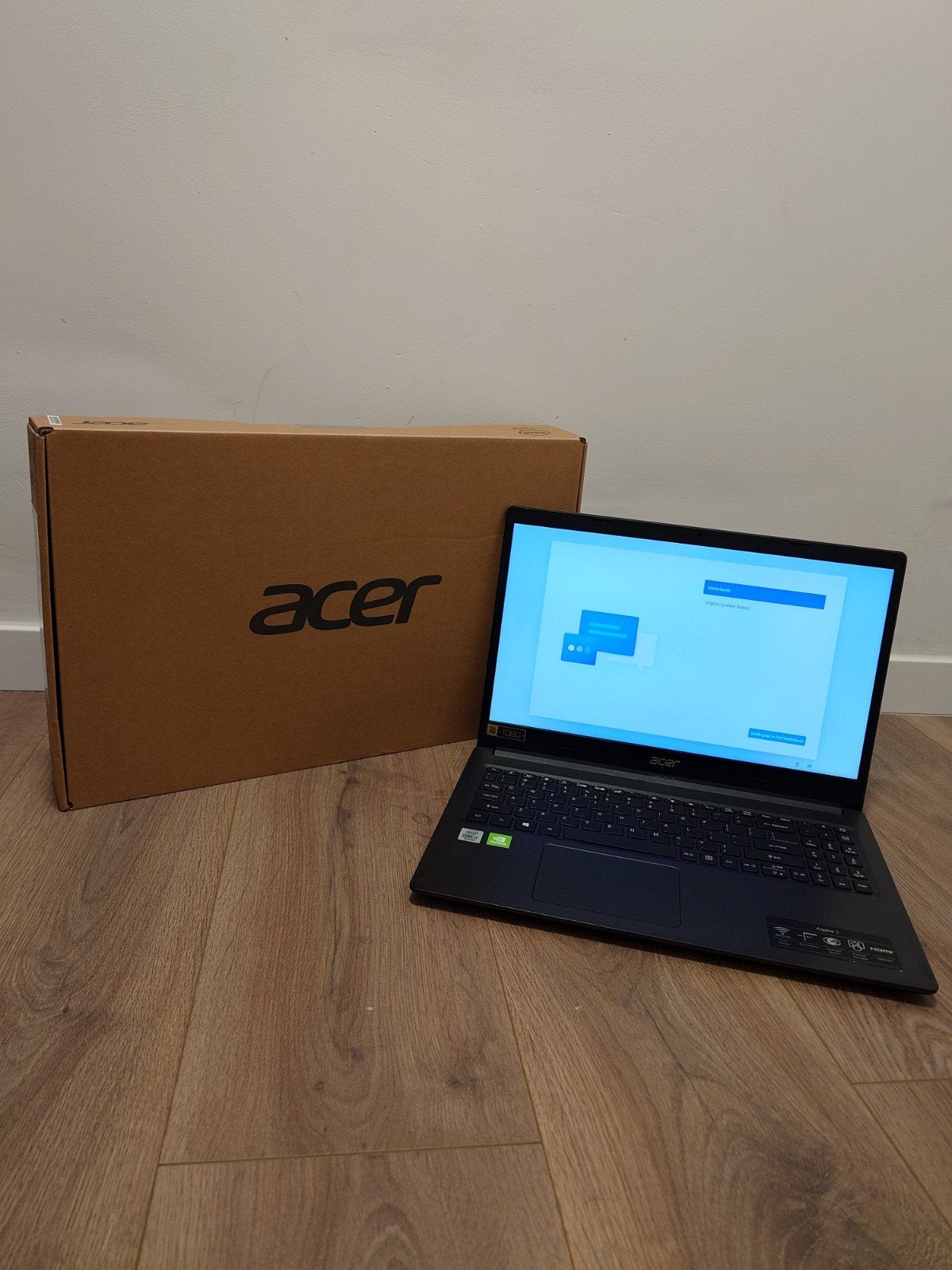 Acer Aspire 3 i7 1065G7 8GB RAM MX330 512GB NVMe Win 11, Enlèvement
