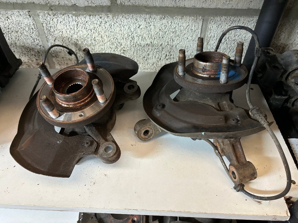 ROULEMENT DE ROUE AVANT OPEL KARL, Ophalen, Gebruikt, RUE BRIGADE PIRON 307, Garage_bila@yahoo.fr