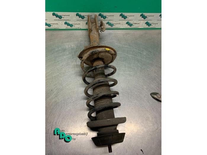 Barre amortisseur avant droit d'un Suzuki Swift (Swift 05-), -, 3 mois de garantie, Utilisé, -