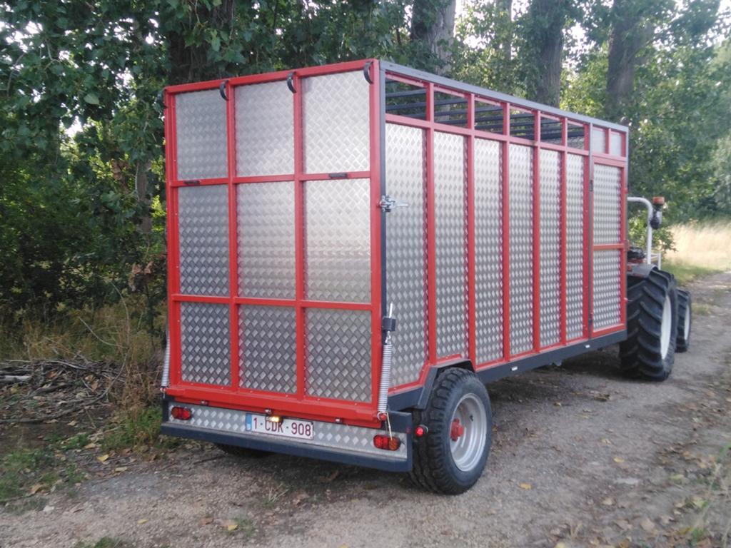 Beestenwagen voor compact traktor, Ophalen