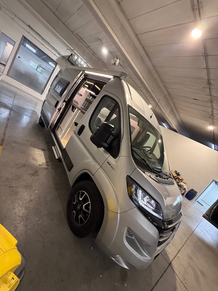 *** Benimar 119 **automaat** TV - verwarming - voortent ***, Caravanes & Camping, Camping-cars, Jusqu'à 4, Siège standard, Fiat