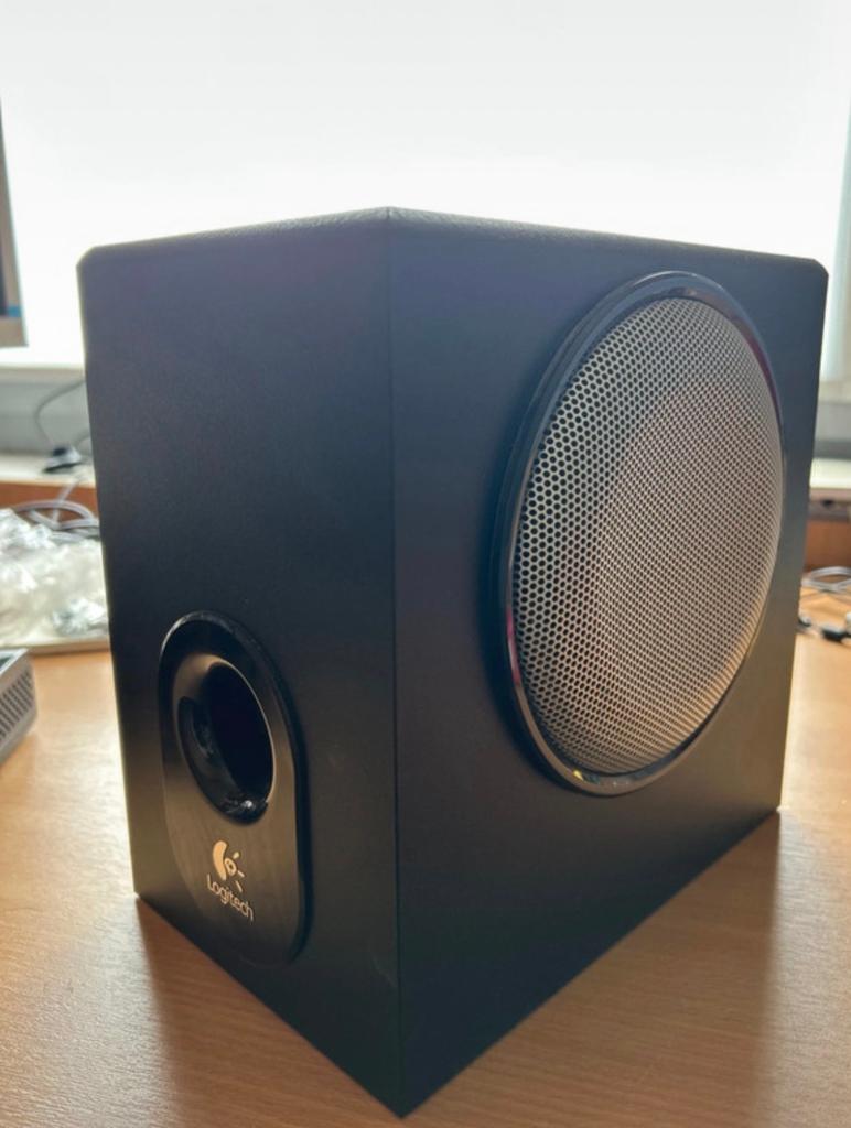 Logitech subwoofer x203, Ophalen, Zo goed als nieuw