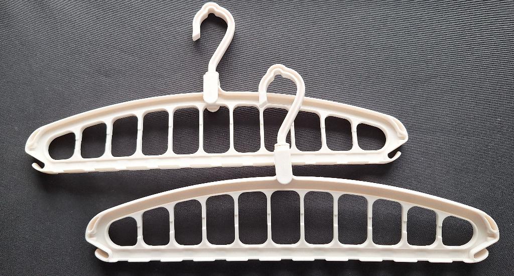 Broekenhanger - 2 stuks - Nieuw !, Kleding | Dames, Kledinghangers, Ophalen of Verzenden, Nieuw, Kunststof, Kinderen en Volwassenen