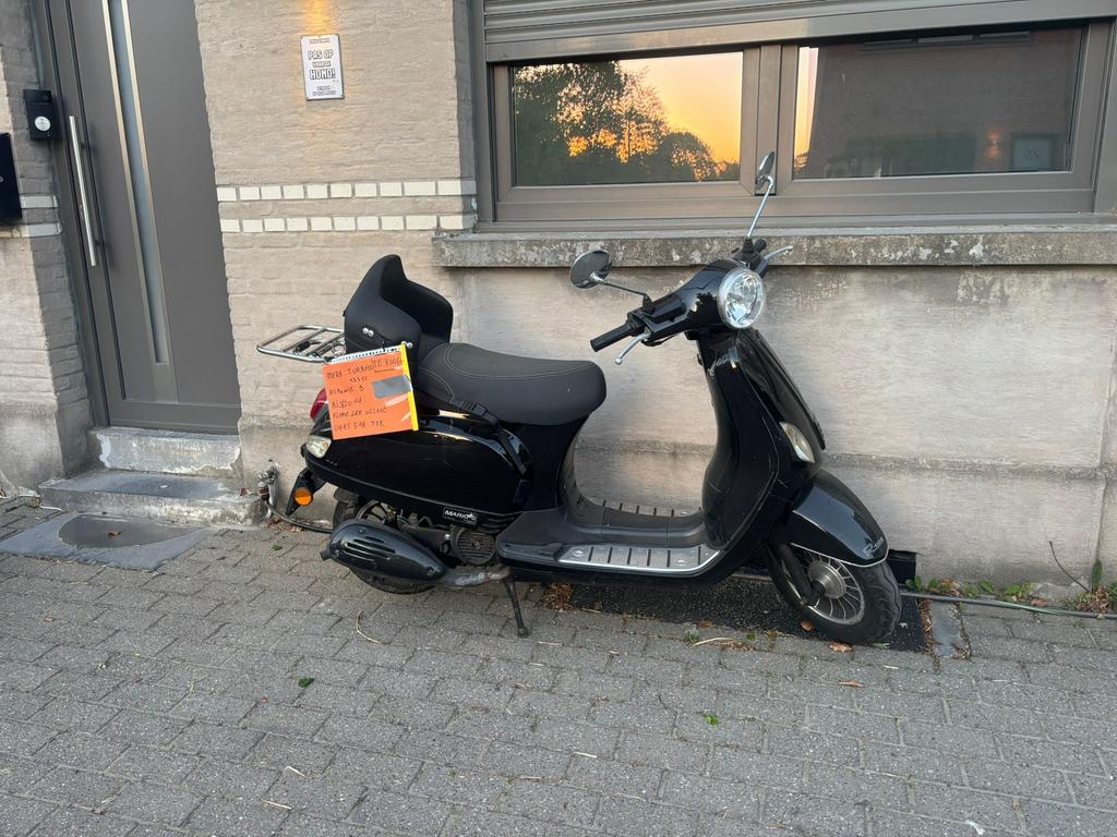 Scooter 125cc - rijbewijs B, Motoren, Scooter, Gebruikt, Particulier, Automaat
