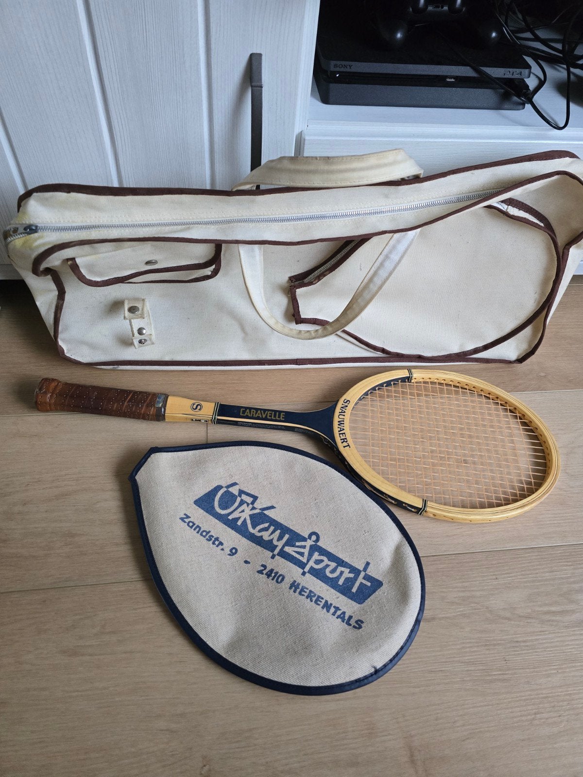 Vintage tennis racket Snauweart Caravelle met gratis hoes, Enlèvement ou Envoi