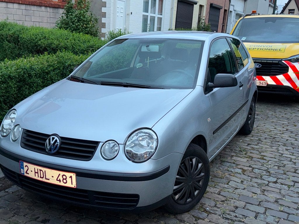 Vw polo avec seulement 86000km, Argent ou Gris, Achat, Particulier, Tissu