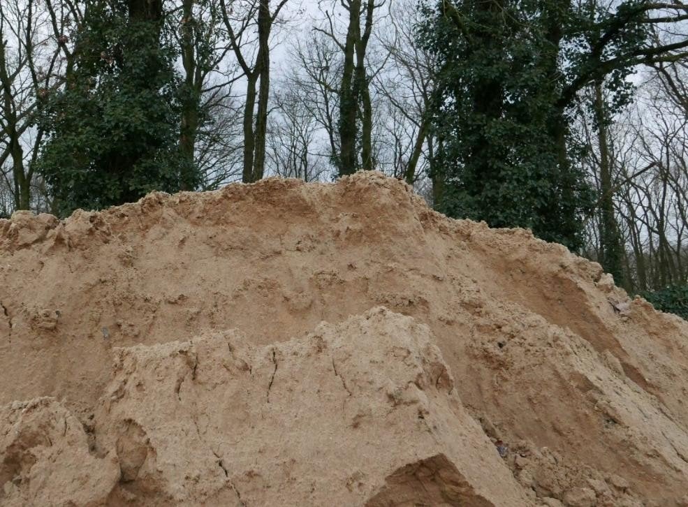 Gratis aanvulgrond, levering regio Oudsbergen gratis., Tuin en Terras, Zand, Ophalen