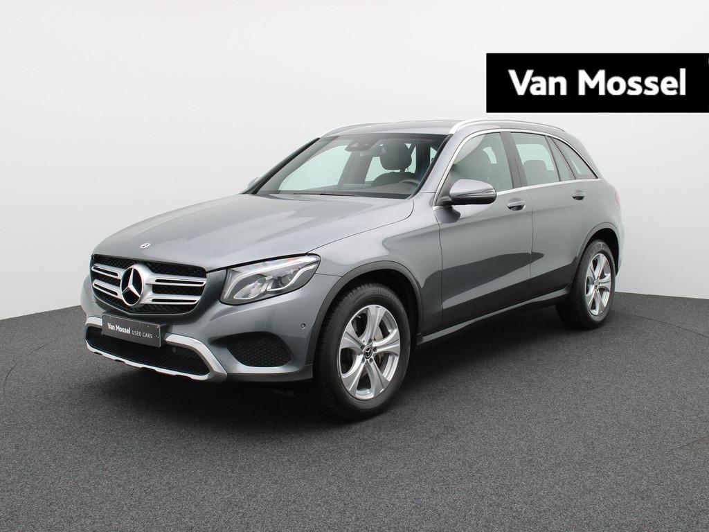Mercedes-Benz GLC 250 4MATIC + LED + LEDER + CAMERA + TREKHA, Auto's, Mercedes-Benz, Automaat, Stof, Gebruikt, 4 cilinders