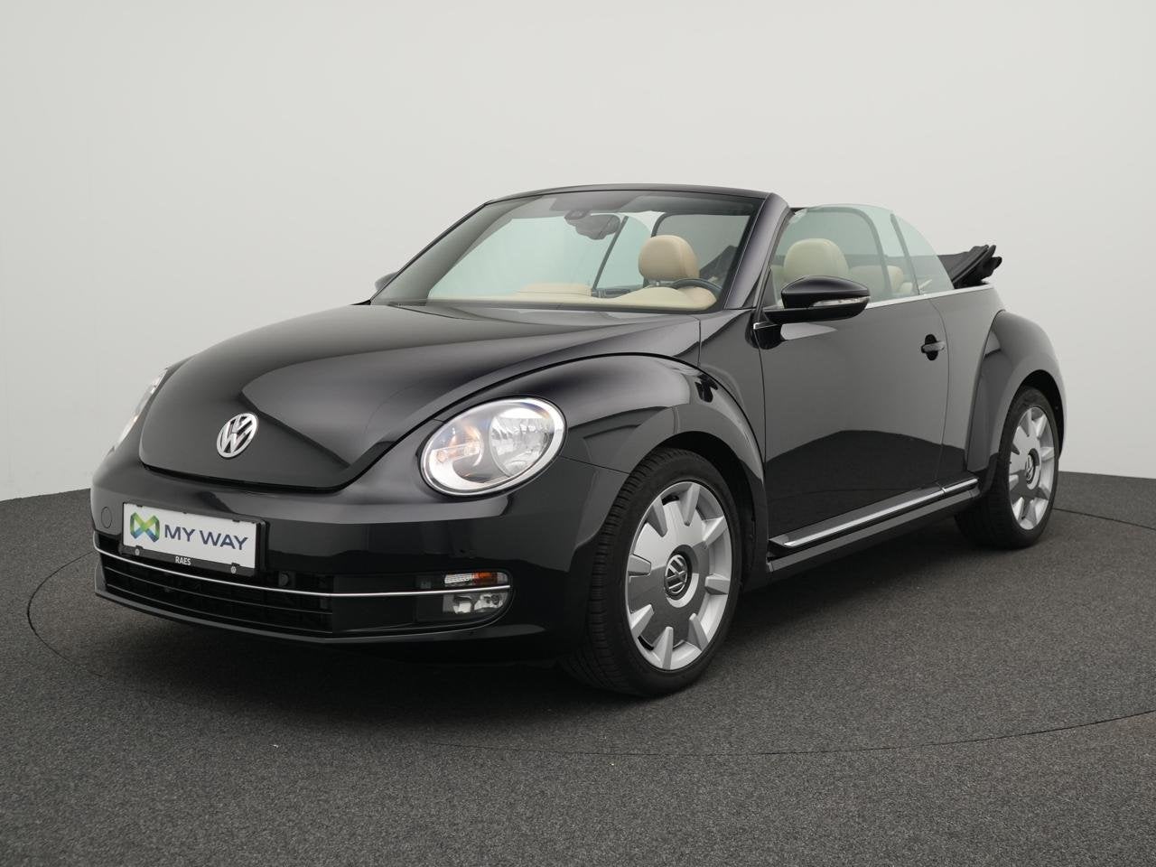 Volkswagen Beetle Cabriolet Beetle Design 1.4 TSI BlueMotion, Auto's, Cabriolet, Zwart, Handgeschakeld, Bluetooth