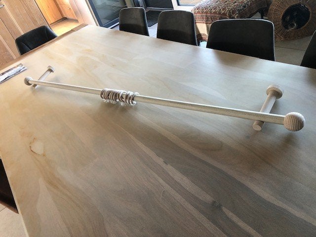 Tringle à rideaux en bois blanc patiné, Enlèvement, Utilisé, Accessoires de montage inclus, Bois