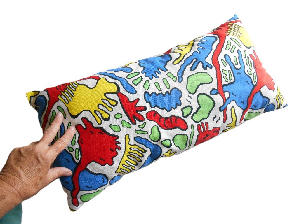 Design kussen naar Keith Haring, Huis en Inrichting, IKEA, Zo goed als nieuw, Sierkussen, Rechthoekig