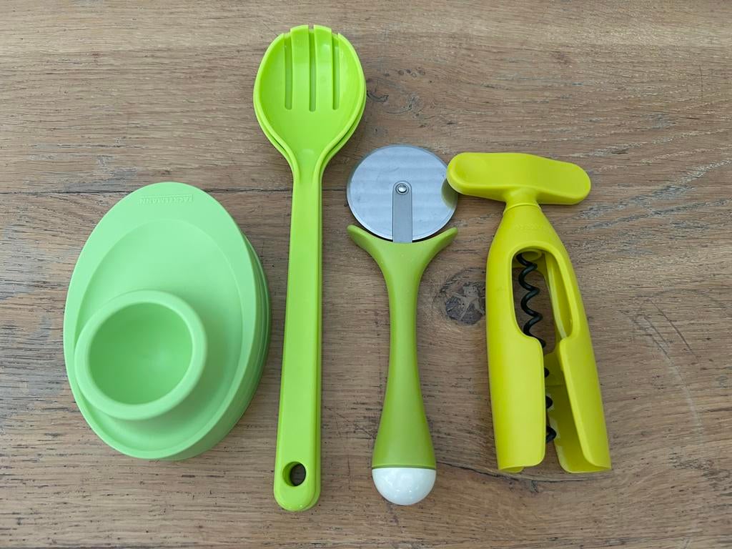 Set groene keukenhulpjes eierdopjes slabestek pizzasnijder, Kunststof, Ophalen of Verzenden, Zo goed als nieuw, Overige merken