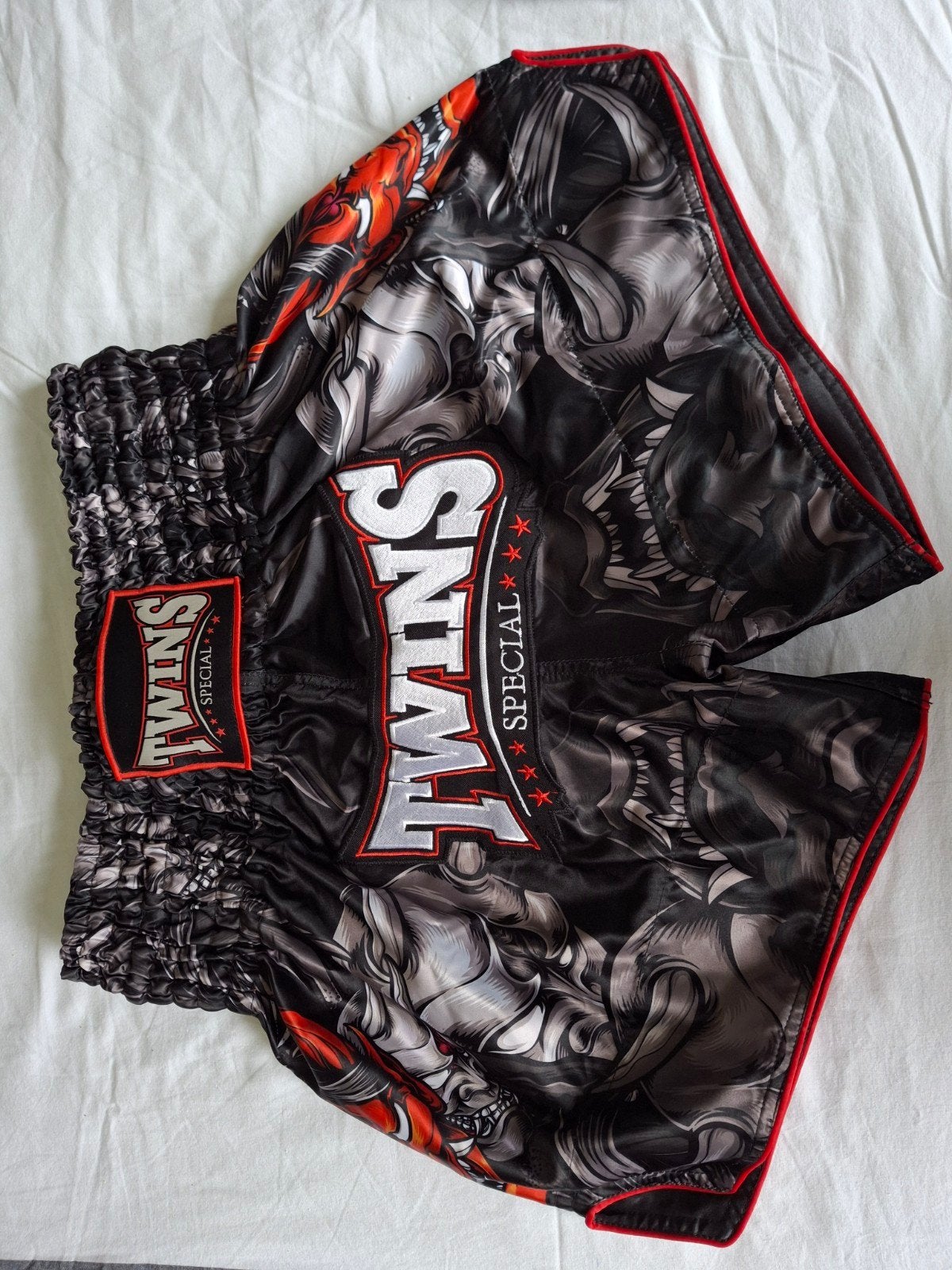2 twins muay thai shorts , maat xl , niet gebruikt, Maat XL, Ophalen of Verzenden, Nieuw