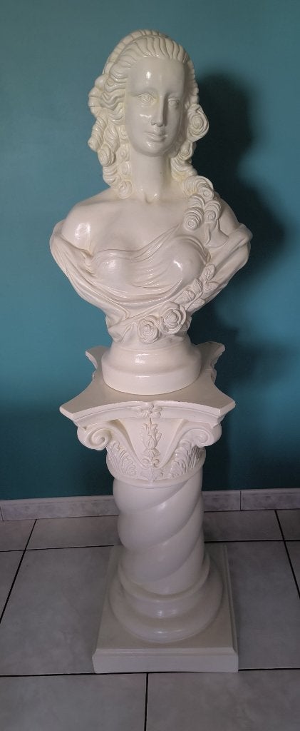 Beau buste classique avec une élégante base en colonne., Antiquités & Art, Sur socle, 1 mètre - 2 mètres, Pierre ou céramique