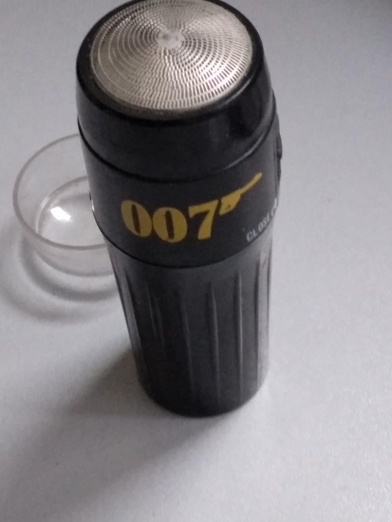 Rasoir de poche Renault Vintage70' 007, ancien sigle., Collections, Enlèvement ou Envoi, Utilisé, Voitures
