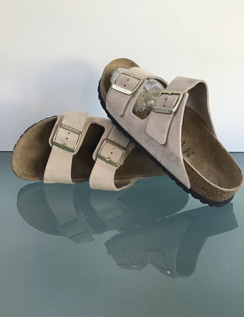 Birkenstock Arizona beige suede | 42 New! | Gratis verzenden, Slippers, Verzenden, Beige, Nieuw