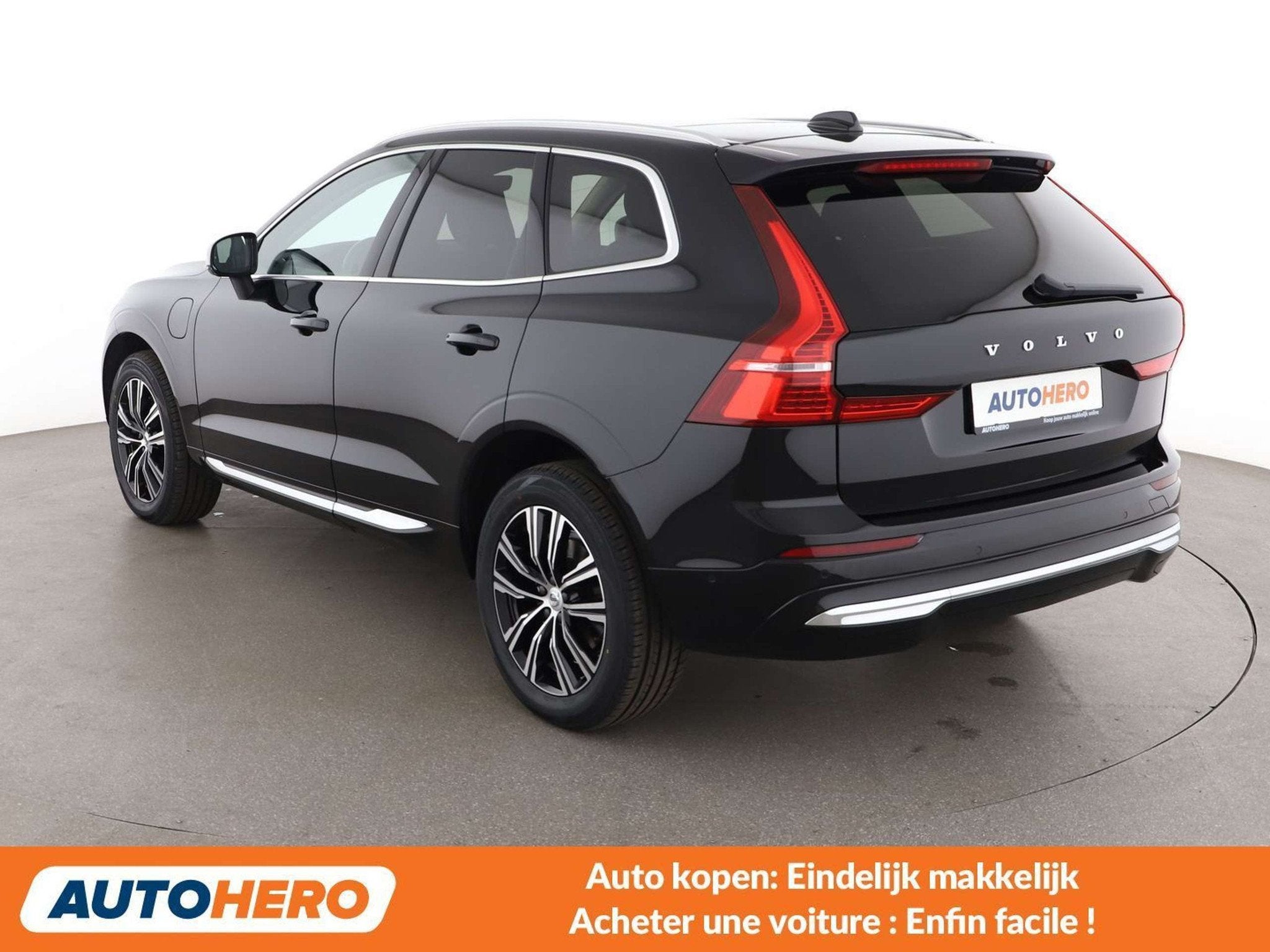 Volvo XC60 2.0 T6 Plug-in Hybrid Inscription AWD, Autos, Cuir, https://public.car-pass.be/vhr/ce8c473e-4739-49d7-b997-8936938386cc