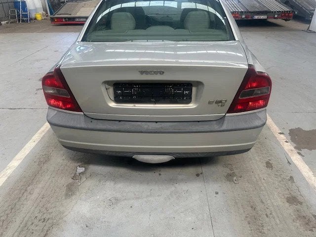 Volvo S80 T6 / 6CYL (bj 1998, automaat), foto 4