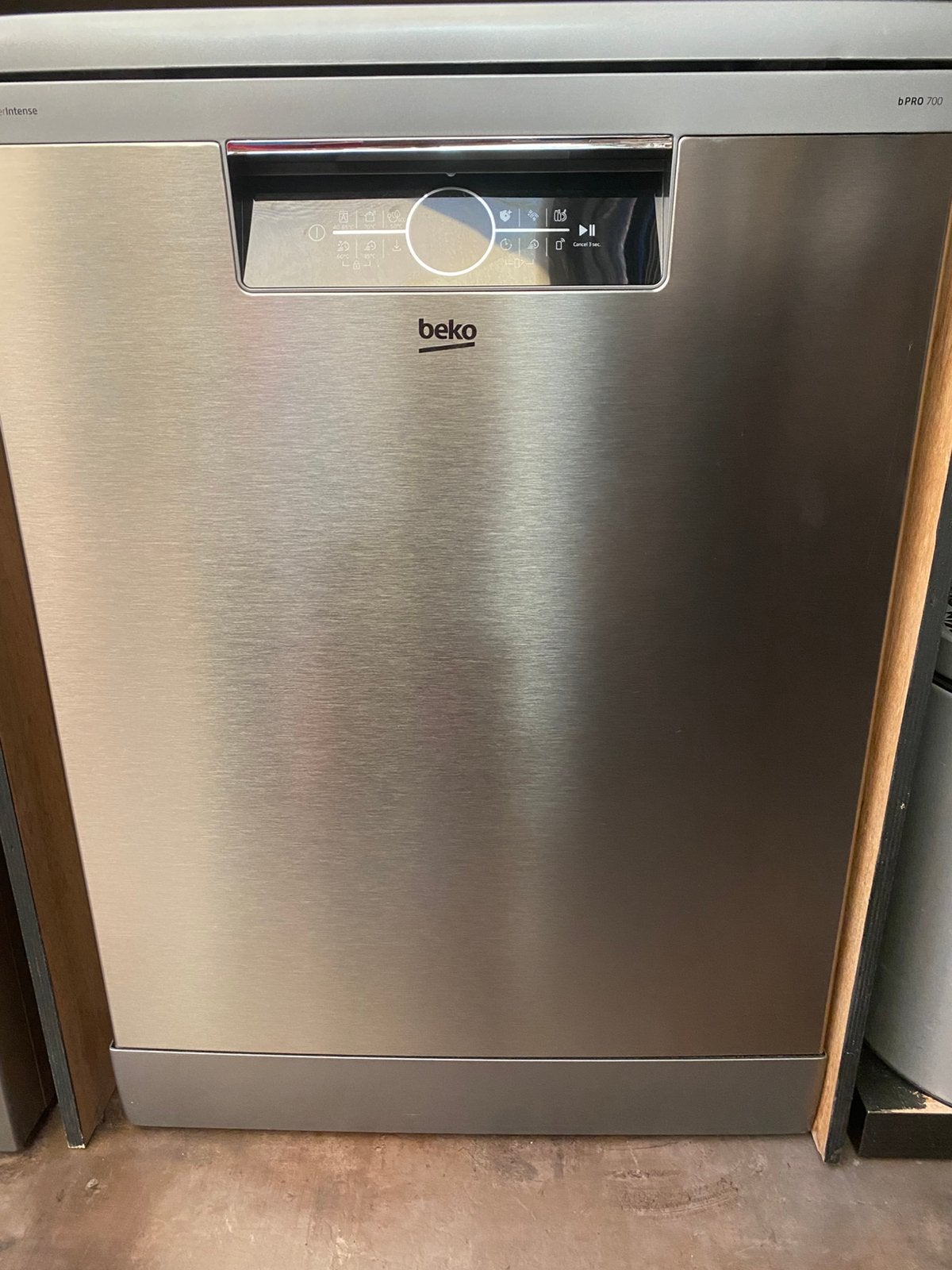 Vaatwasser Beko 9 md oud, Elektronische apparatuur, Vaatwasmachines, Ophalen, Zo goed als nieuw