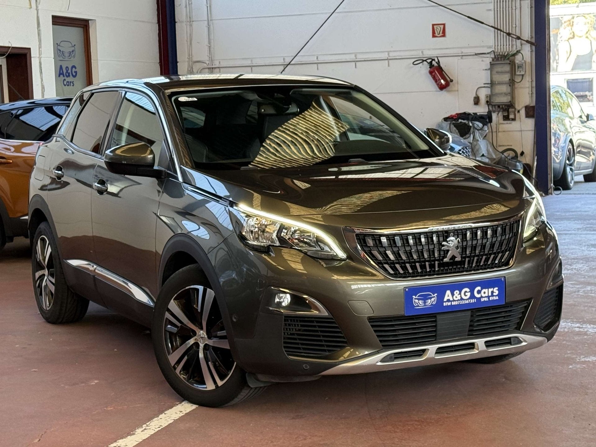 Peugeot 3008 3008 1.6 BlueHDi Allure, Auto's, Automaat, Dealer onderhouden, Gebruikt, Euro 6