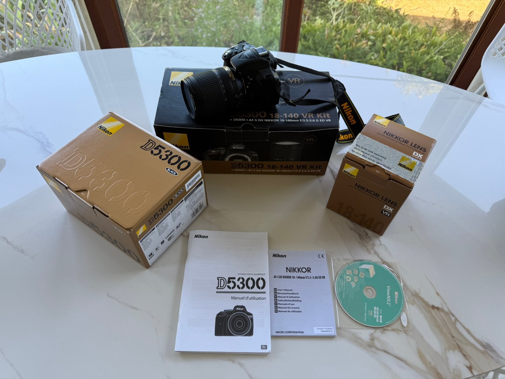 Nikon D5300 18-140 VR KIT, TV, Hi-fi & Vidéo, Appareils photo numériques, Enlèvement, Reflex miroir, Nikon