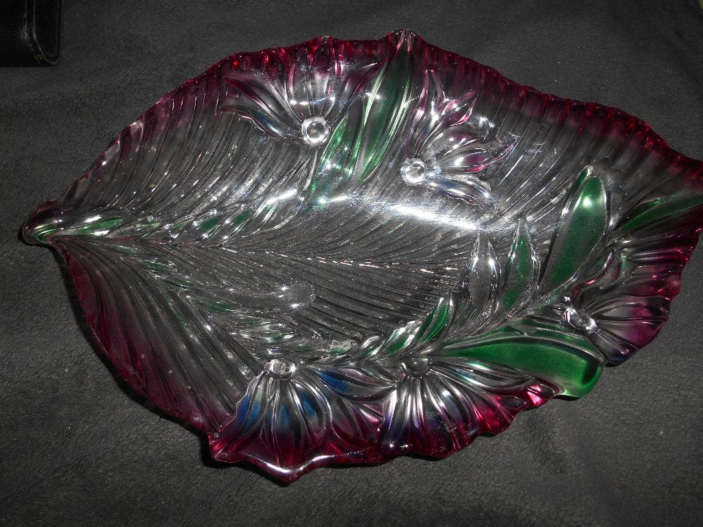 Plat en forme de feuille en verre couleur rouge et vert 38*2, Enlèvement ou Envoi
