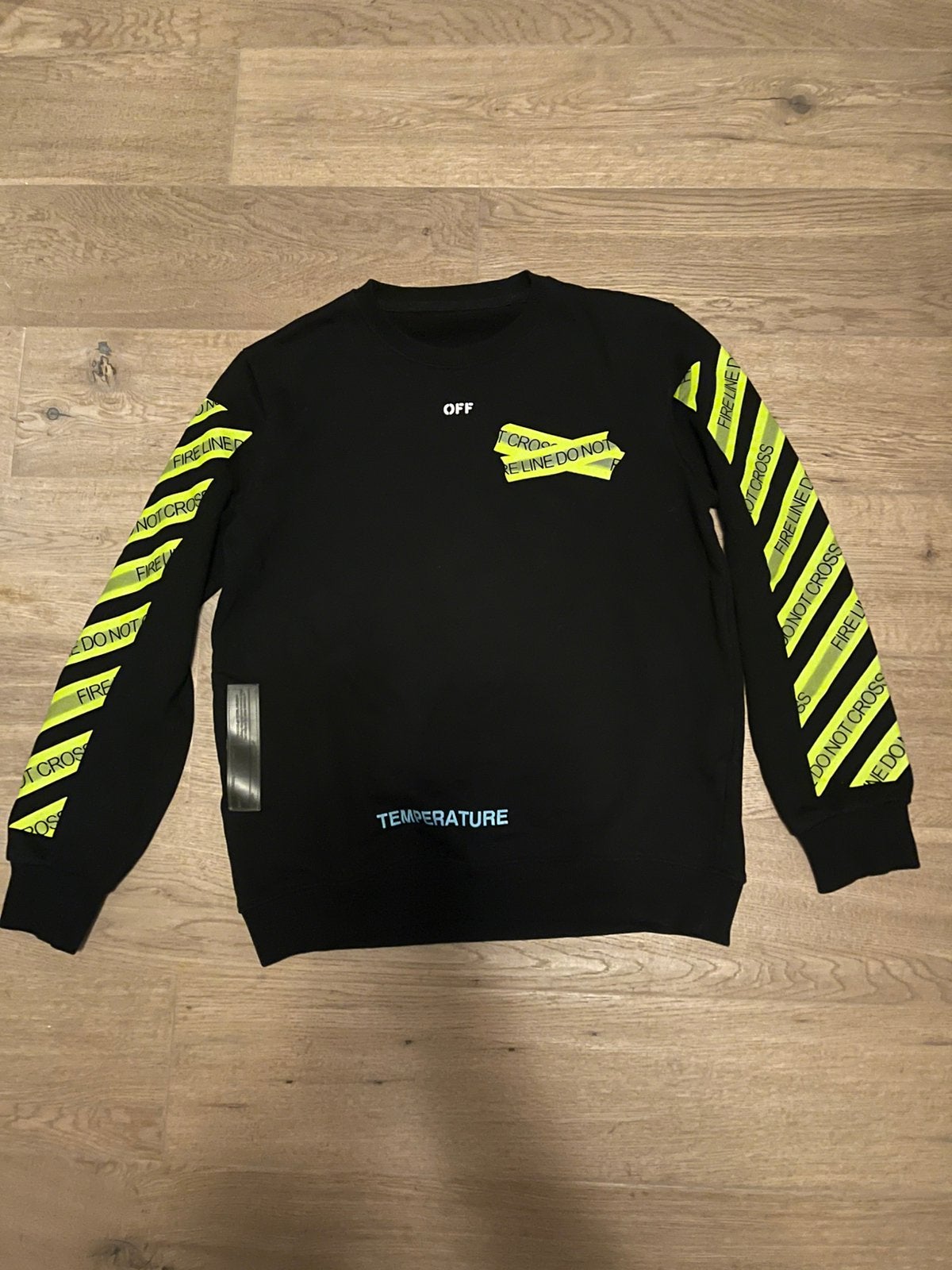 Off-White c/o Virgil Abloh Firetape Crewneck – Size S, Ophalen of Verzenden, Zo goed als nieuw, Maat 46 (S) of kleiner, Zwart