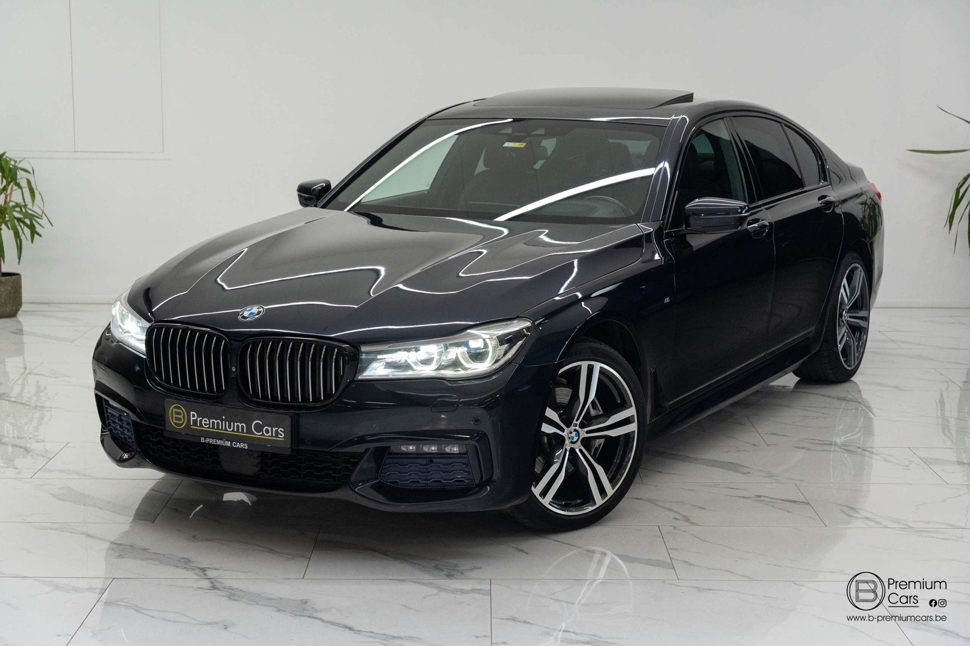 BMW 740 d Carbon Core! ACC! H&K! Sfeer! Memory! 360!, Autos, 139 g/km, https://public.car-pass.be/vhr/b2ce360f-979a-4ebe-92d1-119e8945c6cc