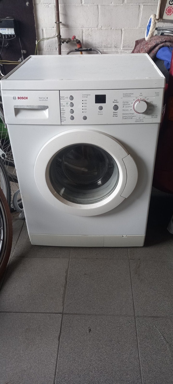 wasmachine bosch serie 4 vario perfect, Elektronische apparatuur, Ophalen, Zo goed als nieuw, Voorlader