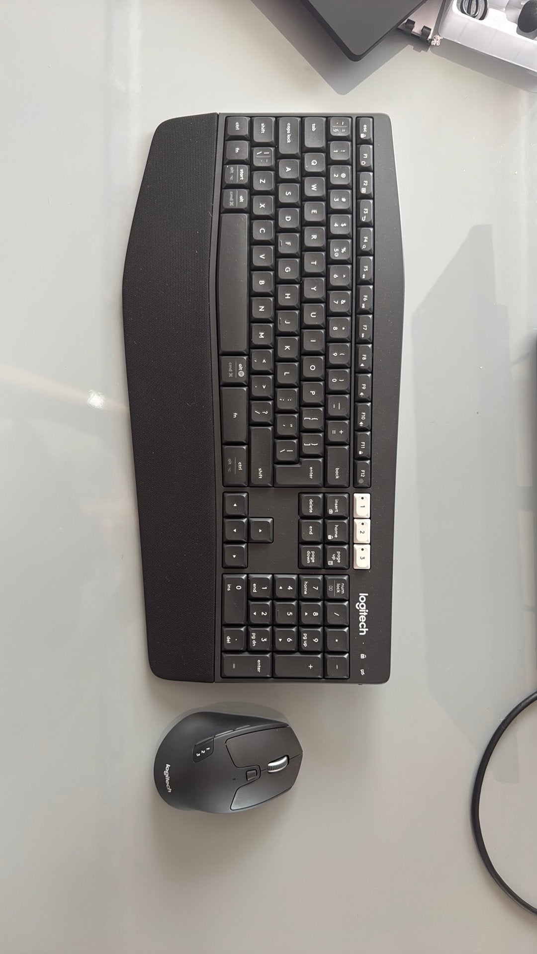 Logitech MK850 Performance, Computers en Software, Toetsenborden, Ophalen of Verzenden, Qwerty, Zo goed als nieuw, Draadloos