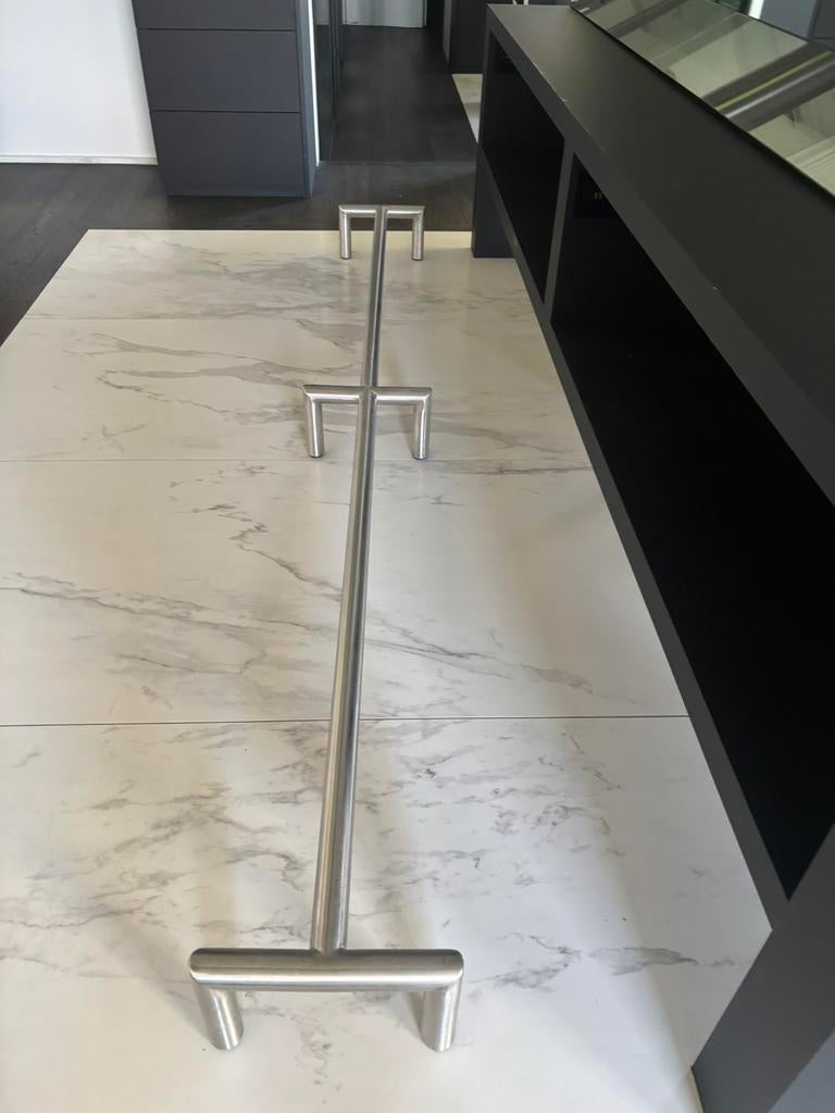 Kapsalon inox voetsteunen 260cm 2 stuks, Ophalen, Gebruikt