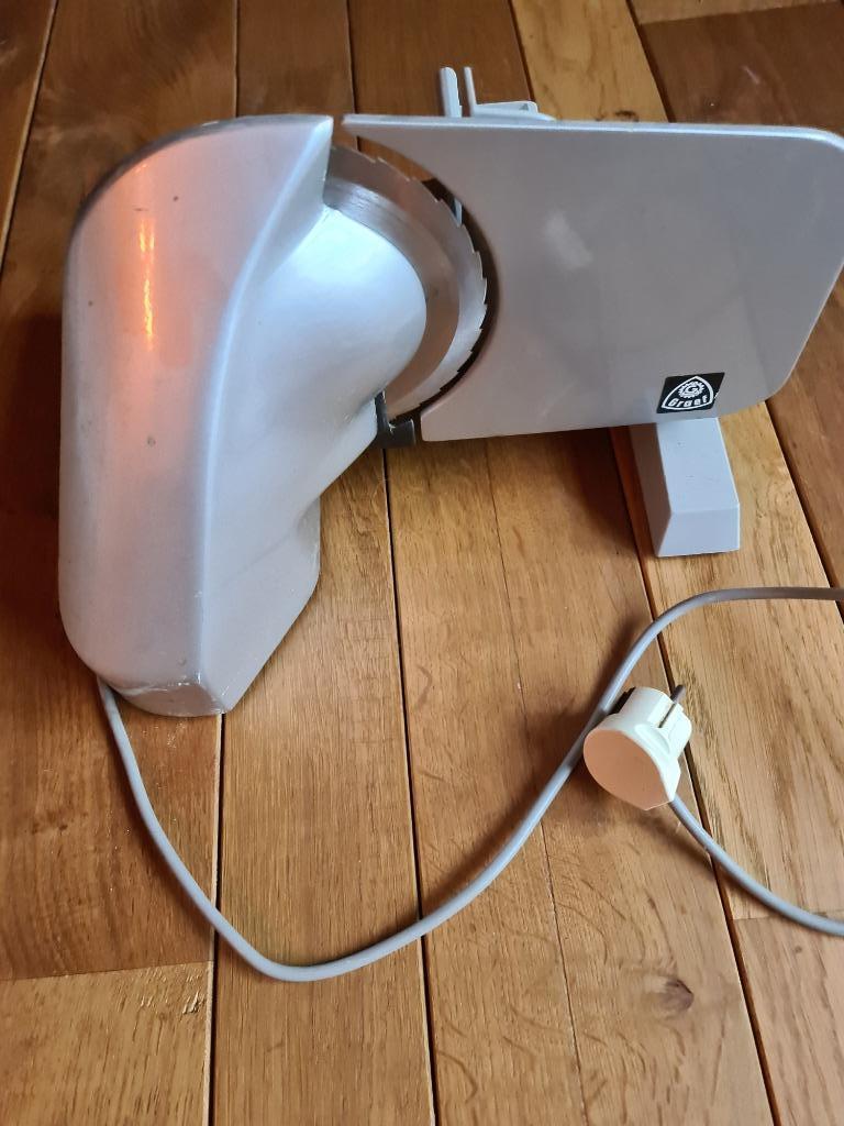 Vlees en snij machines 2x 50 euro samen, Ophalen, Vlees