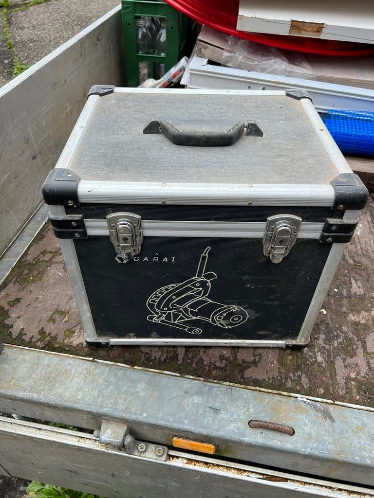 Carat Sleuvenzaagmachine met lazer een keer gebruikt, Ophalen of Verzenden