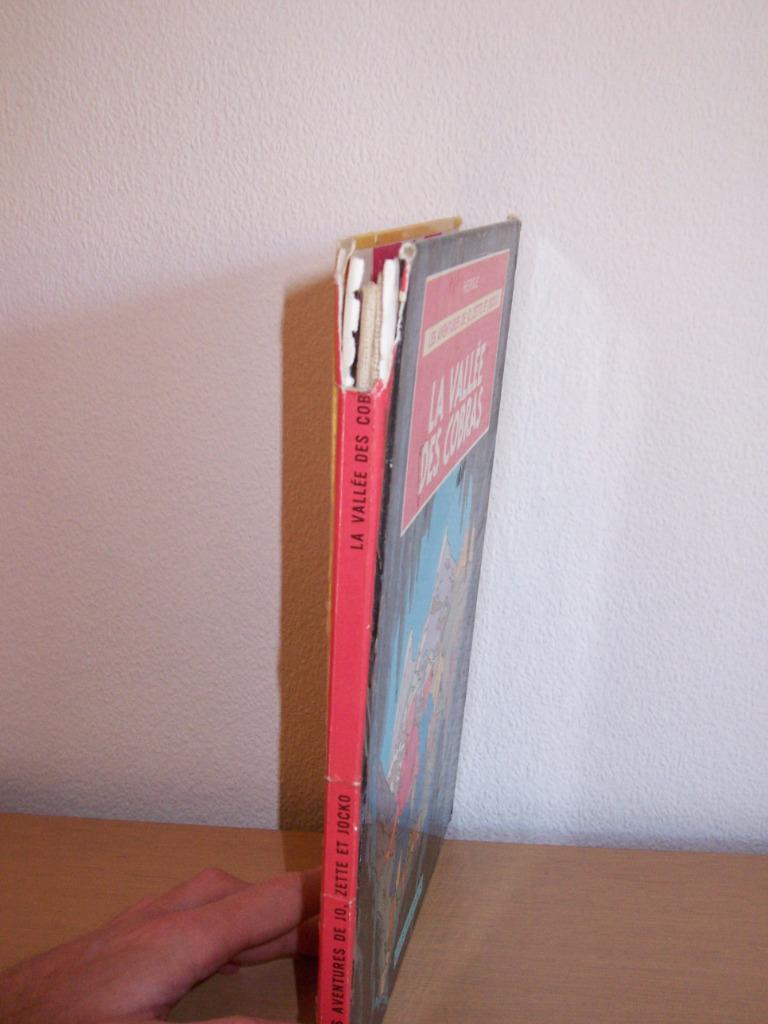 Jo, Zette et Jocko : La vallée des cobras, Gelezen, Eén stripboek, Ophalen of Verzenden, Hergé
