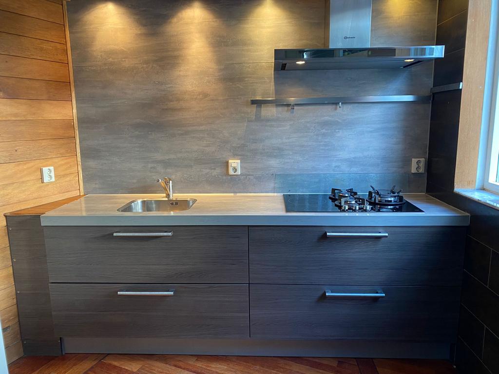 Zeer nette Rechte Keuken + Wandkast + GEDEMONTEERD!, Huis en Inrichting, Ophalen of Verzenden, Hout