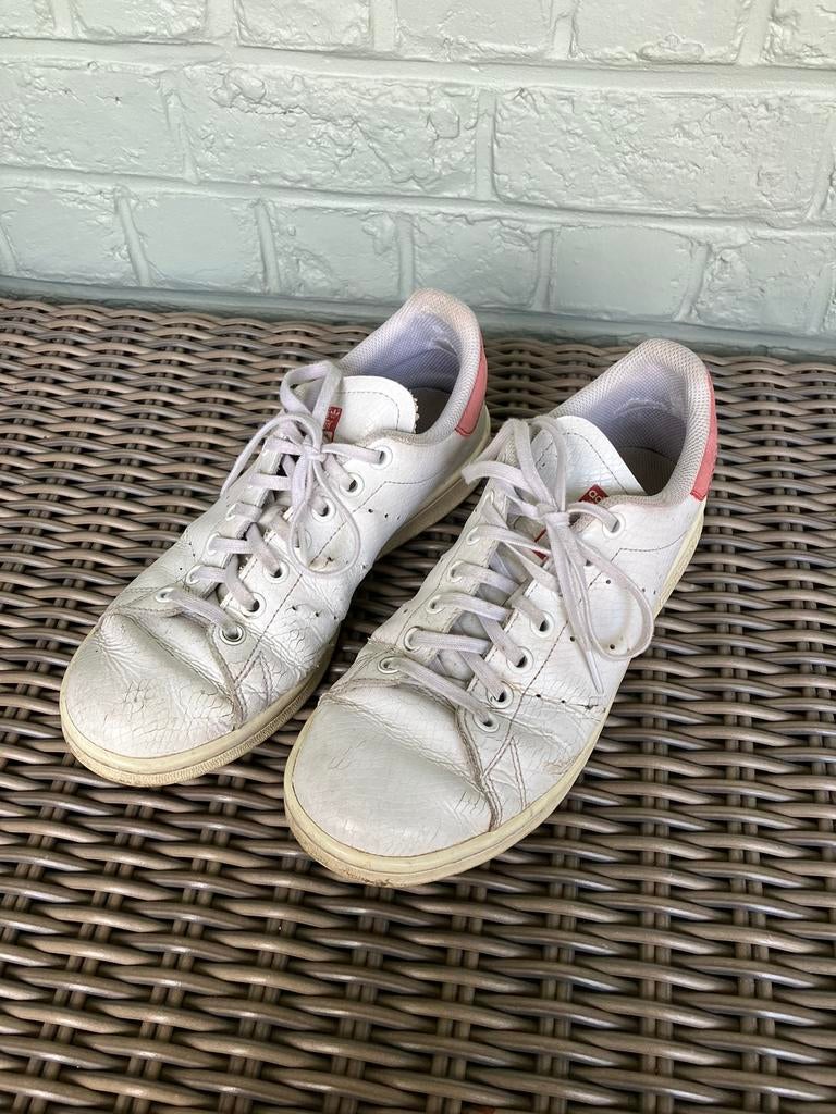 Stan Smith taille 38 2/3, Enlèvement ou Envoi