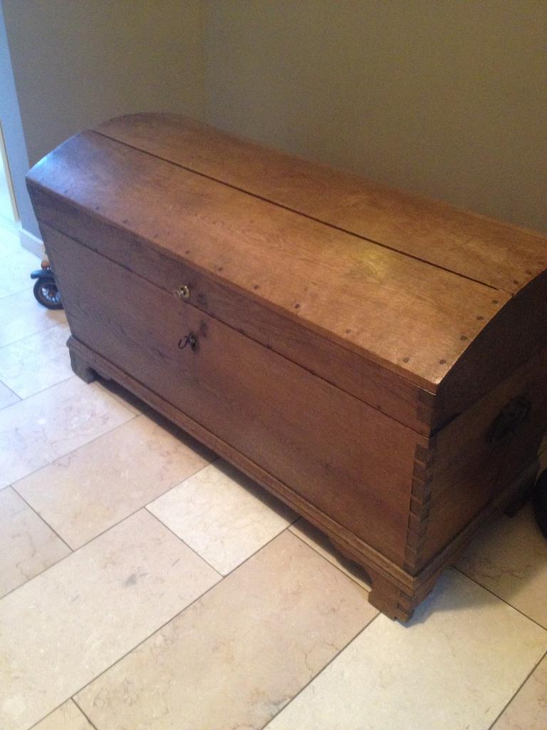 Zeer grote houten kist, Enlèvement, Comme neuf