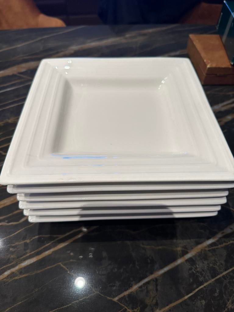 6 ou 12 assiettes blanches carrées, Enlèvement, Comme neuf, Porcelaine, Assiettes(s)
