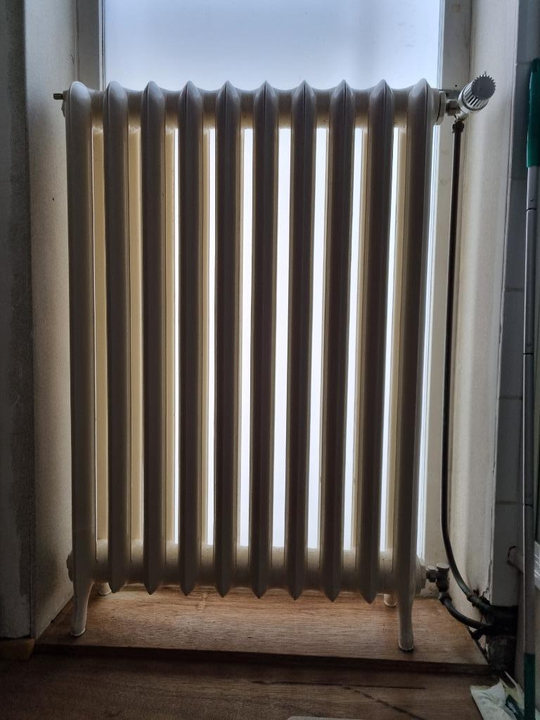 radiator - Kloostermodel, Doe-het-zelf en Bouw, Ophalen, Radiator, Zo goed als nieuw, 60 tot 150 cm