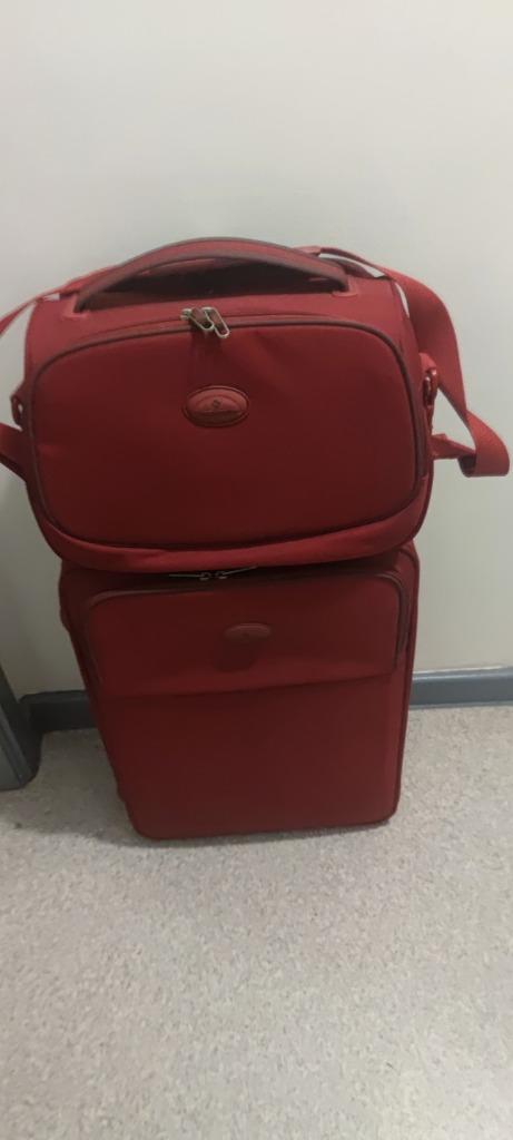 Ensemble Valise  + Vanity-case Samsonite à saisir, Ophalen, Gebruikt, Rood, Wieltjes
