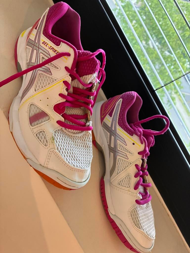 Asics sportschoenen maat 37, Ophalen of Verzenden, Zo goed als nieuw