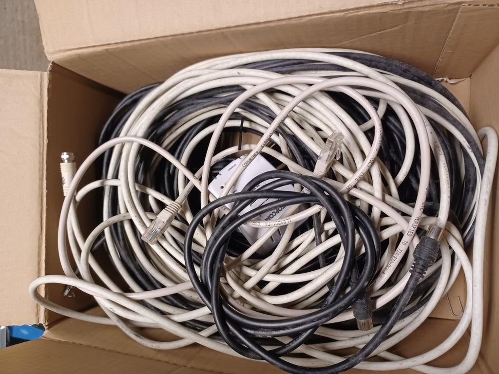 Te koop: partij coax kabels., Ophalen, Zo goed als nieuw